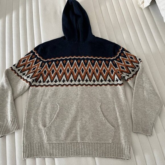 Old Navy Sweater in Excellent Condition - Picture 4 of 5